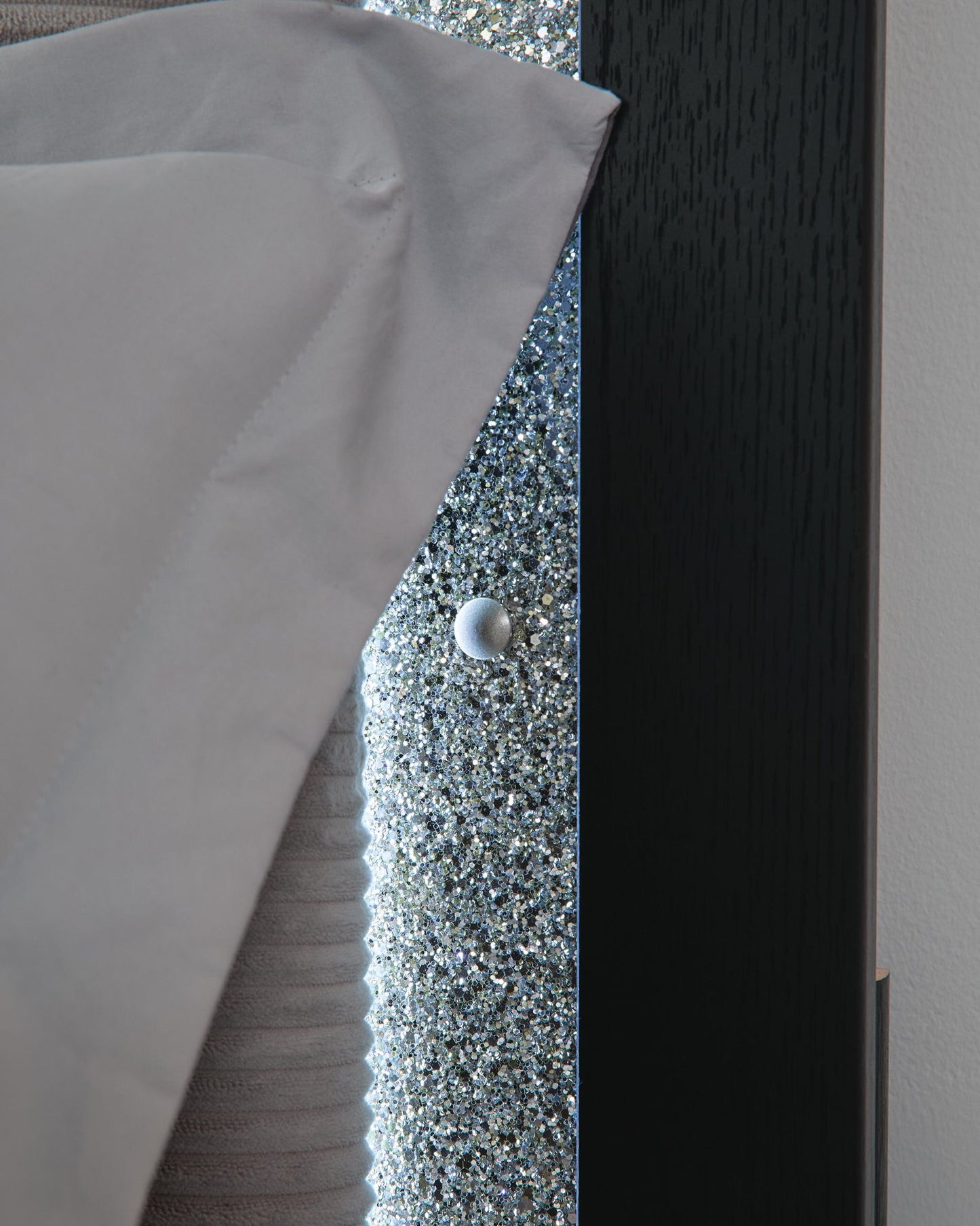 Maeling - Upholstered Panel Headboard
